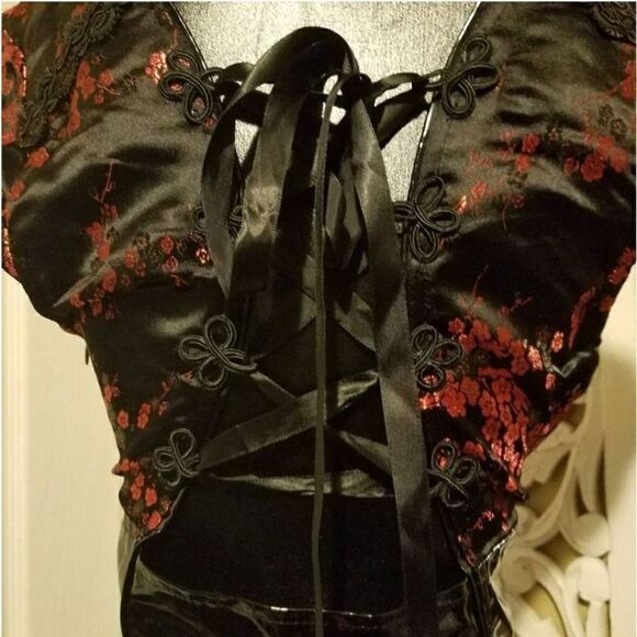 Lip Service Looks That Kill Dress - Picture 4 of 8